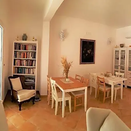 Sogno Salentino Lizzano (Apulia)