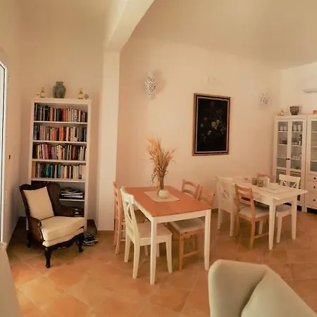 Sogno Salentino Lizzano (Apulia)